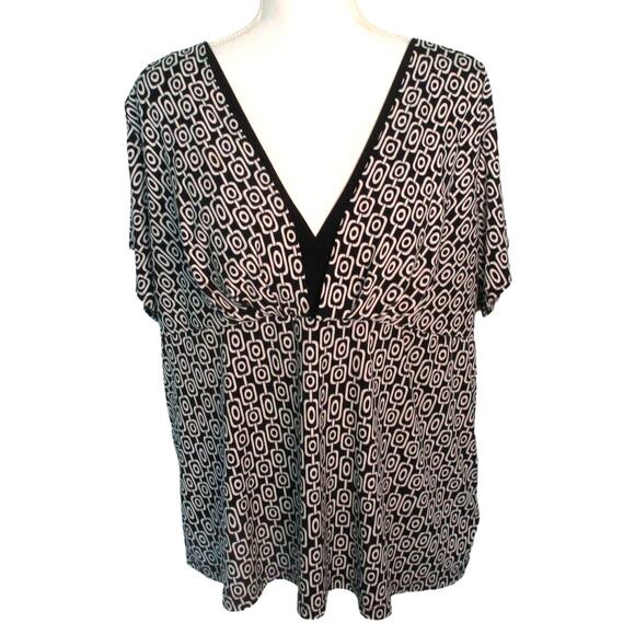 Worthington Women's Plus Short Sleeve Black & White Stretch Shirt Size 2X - Picture 1 of 10